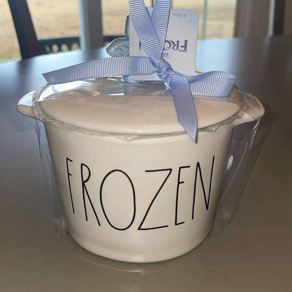 Rae Dunn Disney Frozen Crock